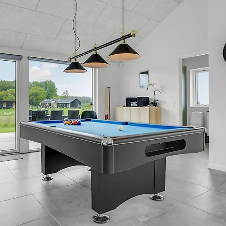 Holiday home Gorgeous In With Kitchen *