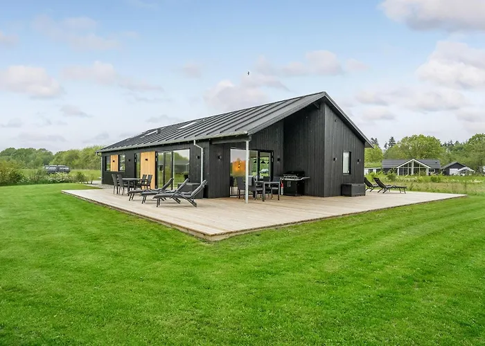 Gorgeous In With Kitchen בית נופש Glesborg