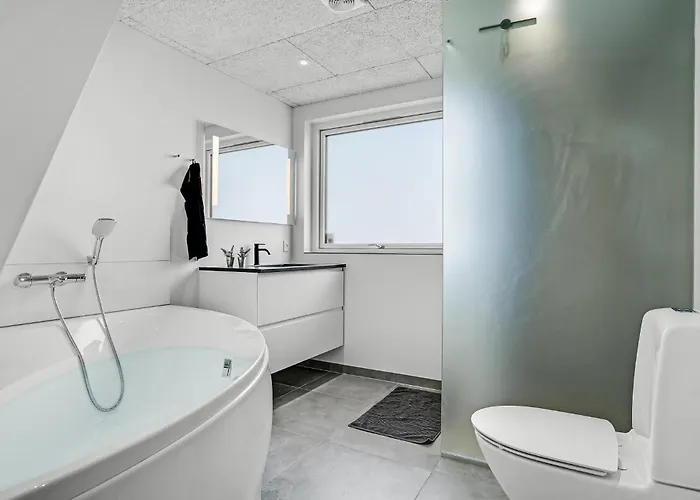 בית נופש Gorgeous In With Kitchen