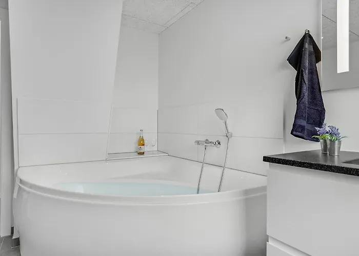 Gorgeous In With Kitchen * Glesborg