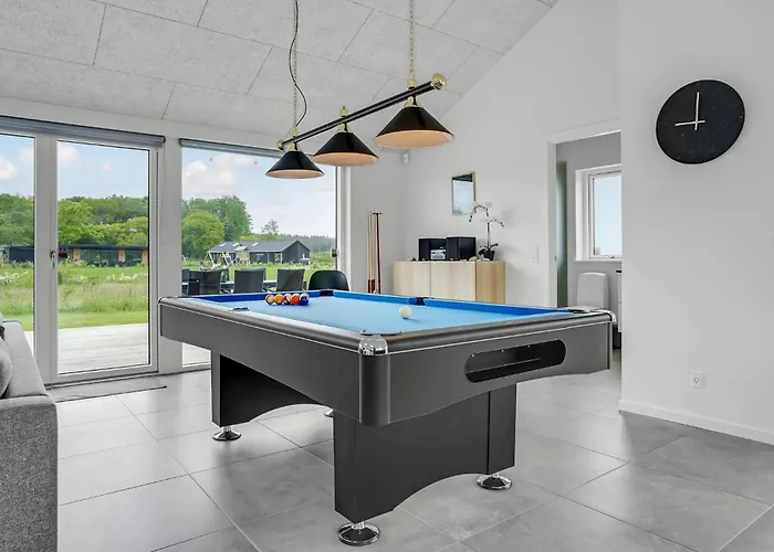 בית נופש Gorgeous In With Kitchen *